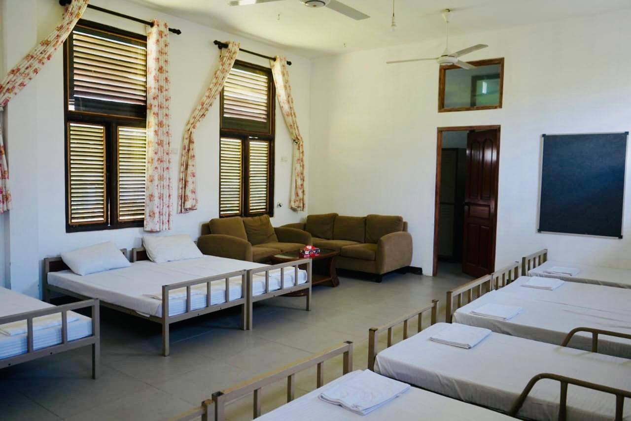 Cozy hotel room near Negombo Lagoon, Amaluna Resort Sri Lanka