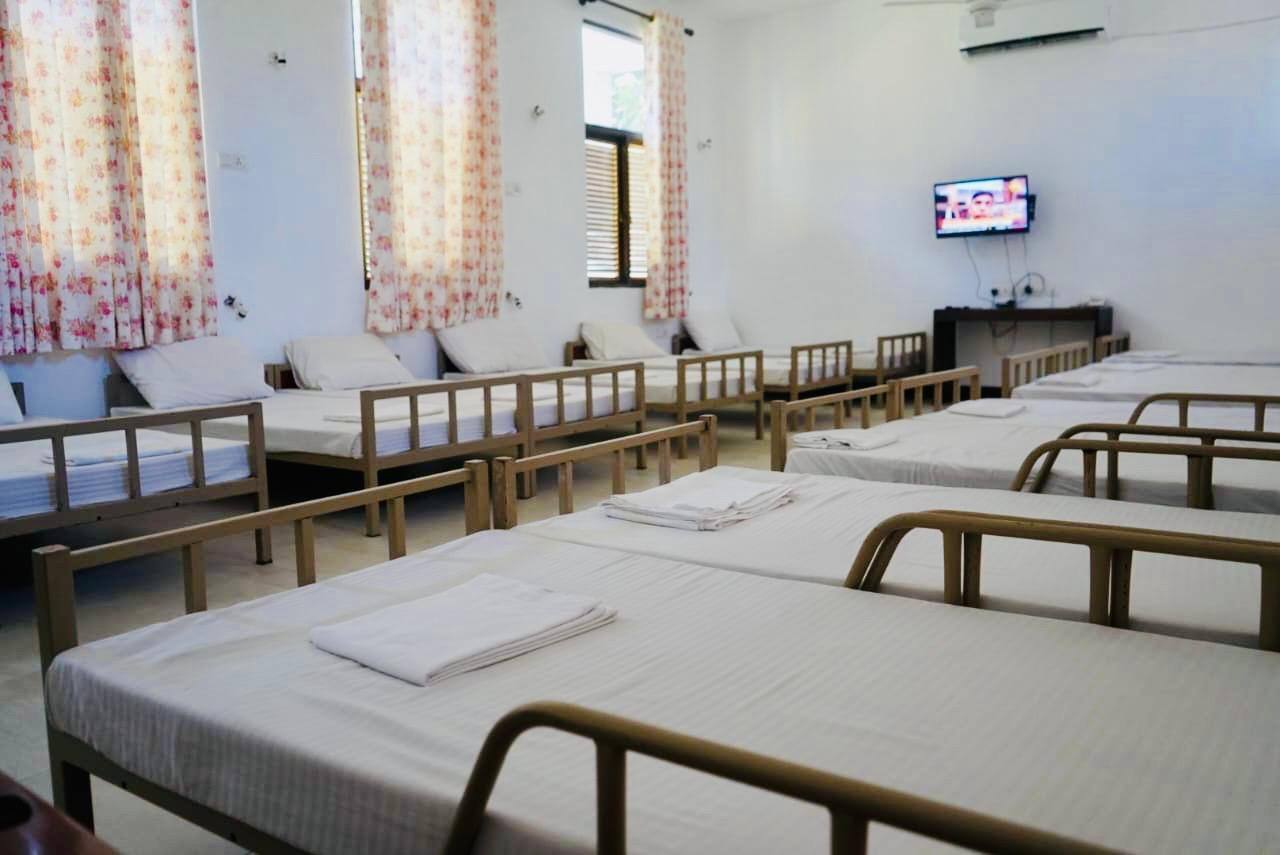 14-Bed Shared Dormitory